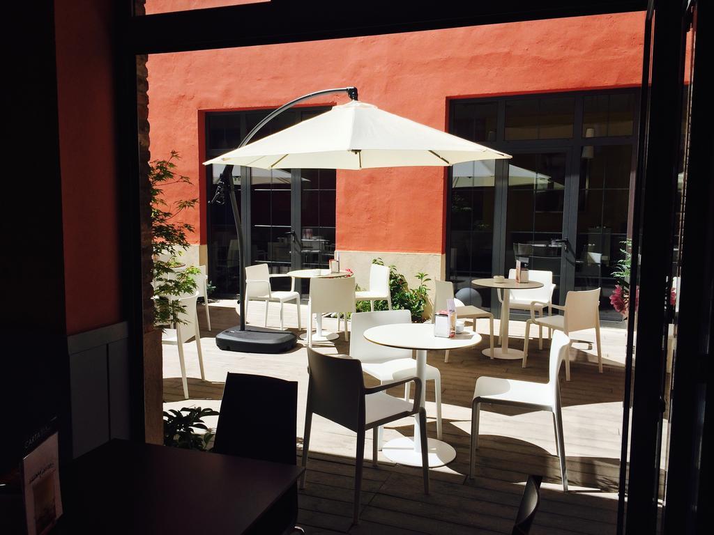 The Book Factory Hostel Βαγιαδολίδ Εξωτερικό φωτογραφία