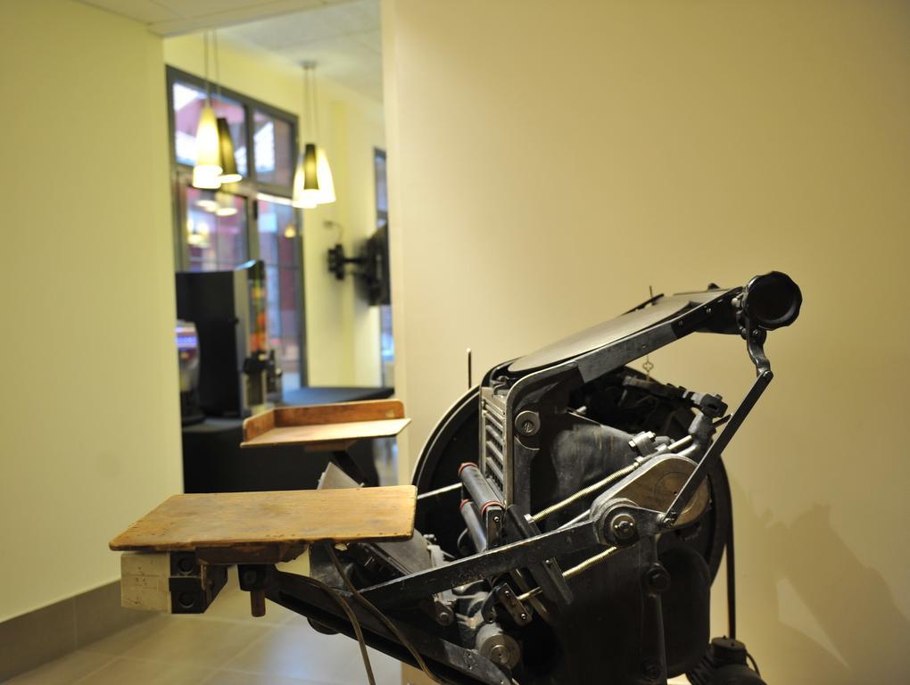 The Book Factory Hostel Βαγιαδολίδ Εξωτερικό φωτογραφία