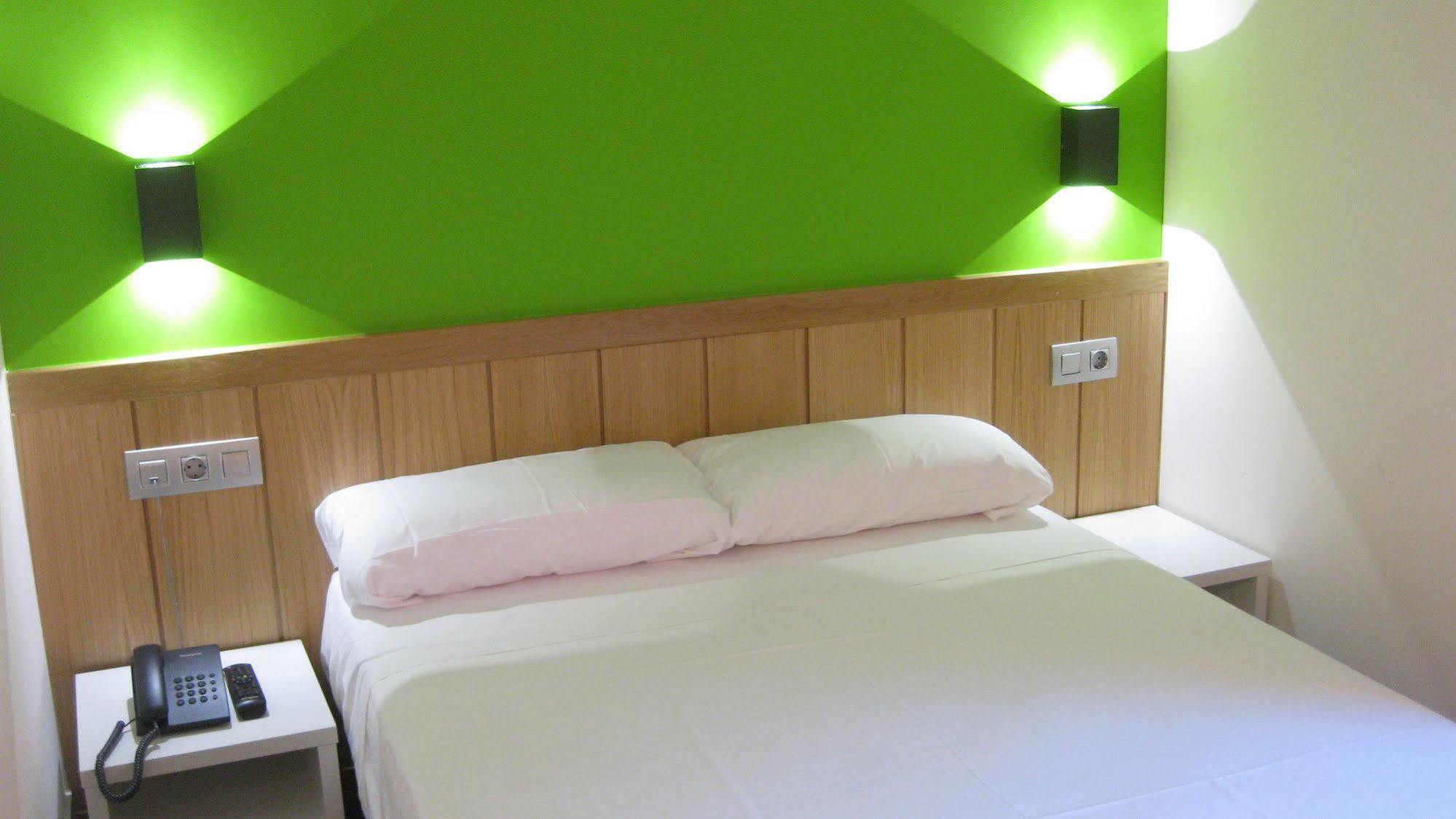 The Book Factory Hostel Βαγιαδολίδ Εξωτερικό φωτογραφία